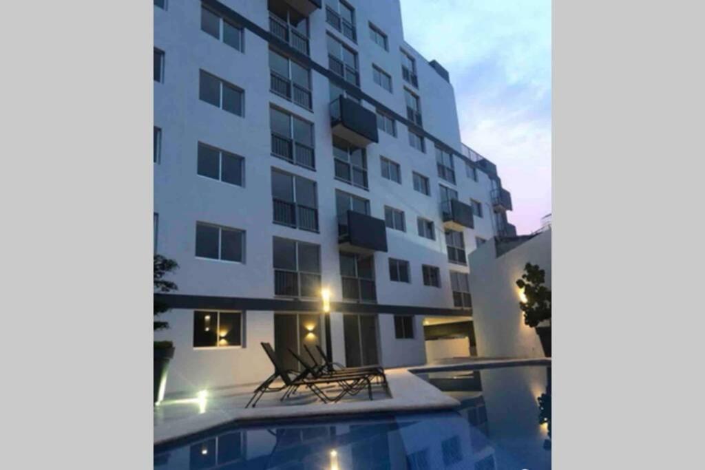 Departamento *Mundo Viajero* Guadalajara Exterior foto